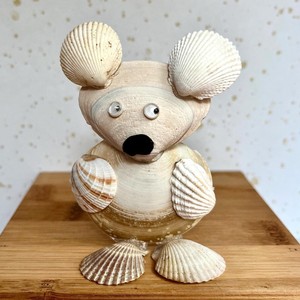 Adorable figura de búho hecha a mano con conchas marinas, mini escultura decorativa de conchas marinas. - Product Image 5