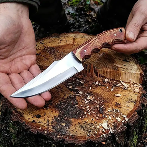 Cuchillo Bowie Profesional Hecho a Mano de Acero con Alto Contenido de Carbono, Mango de Madera de Olivo, Hoja Fija, Proveedor Mayorista OEM - Product Image 5