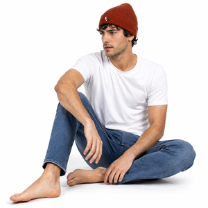 Gorro de punto para hombre con tejido cálido y cómodo, ajuste flexible, cobertura cálida y textura suave acanalada para viajes y uso al aire libre. - Product Image 1