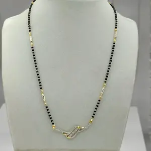 Collar Minimalista con Perlas y Circonitas, Joyería de Uso Diario para Mujer, Mangalsutra Tradicional India, Cadena de Cuentas Negras Chapada en Oro - Product Image 2