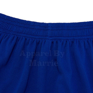 Tenue de football légère et durable en polyester et tissu mesh, adaptée aux matchs de compétition et aux entraînements quotidiens - Product Image 4