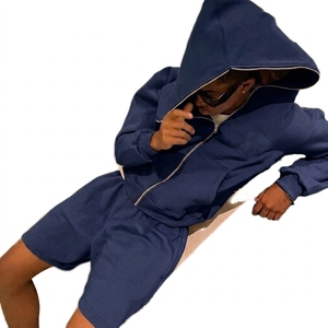 Ensemble décontracté unisexe violet surdimensionné avec short et sweat à capuche à manches courtes, couleur unie, poche avant avec logo, collection automne - Product Image 2