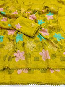 Sari de Seda Amarillo con Bordado Floral y Borde de Encaje, Traje Tradicional Indio para Mujer, para Bodas y Ocasiones Especiales, para Todas las Temporadas - Product Image 6