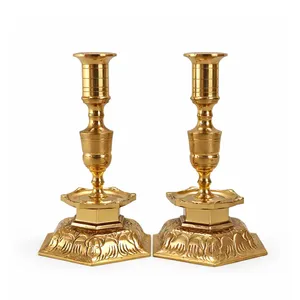 Juego de 2 Portavelas Cónicos de Hierro Sólido de Alta Calidad, Candelabros Decorativos de Metal Hechos a Mano, Portavelas de Lujo para Decoración del Hogar - Product Image 1