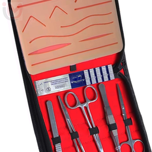 Kit d'entraînement à la suture pour étudiants en médecine avec instruments chirurgicaux et modèle de peau d'entraînement - Product Image 2