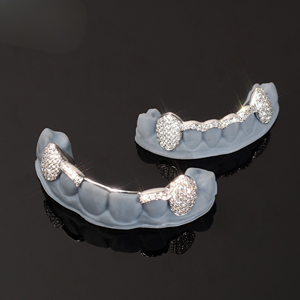 Ensemble de grillz en forme d'haltères sertis de diamants |   Grillz dentaires personnalisés inspirés du fitness en or blanc - Product Image 1