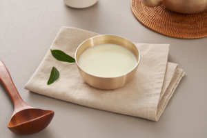 Taza de Makgeolli Coreana Hecha a Mano, Tazón para Beber de Bronce Antibacteriano Bangjja Yugi - Product Image 4