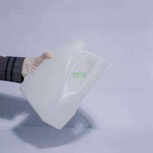 Bidón de Plástico HDPE de 4L Personalizado y Resistente con Tapa de Rosca para Detergente, Productos de Limpieza, Aceite de Motor - Product Image 6