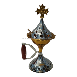 Quemador de Incienso de Latón con Tapa Ornamental en Forma de Cruz y Asa de Madera para Rituales Espirituales y Culto Religioso - Product Image 2
