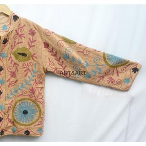 Lote al por mayor de chaquetas bordadas Suzani de algodón TNT, chaqueta étnica tradicional india - Product Image 4