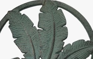 Trivet de Hierro Fundido con Acabado Verde Oscuro de Lujo, Diseño de Hoja Tropical, Resistente al Calor, Soporte para Ollas de Metal, Suministro Directo de Fábrica, Pedido al por Mayor - Product Image 4