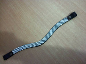 Banda para cejas de cristales de cuero de alta calidad con cierre de lazo a presión banda para cejas en tamaños de mazorca completos - Product Image 3