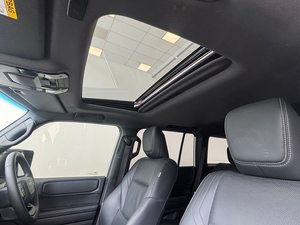 Toyota Prado VXR 2.8 Automático Usado 2025 - Product Image 5