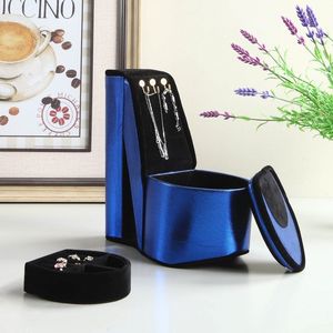 Scatola Portagioie in Velluto Blu a Forma di Scarpa con Tacco Alto 23 cm e Ganci - Product Image 5