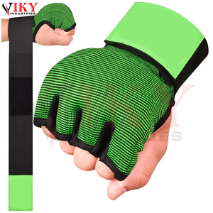 Nouveauté : Gants intérieurs rembourrés vert vif tendance avec bandage élastique long pour la boxe et le kickboxing - Product Image 2