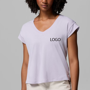 เสื้อยืดผู้หญิงทรงหลวมใส่สบายสำหรับฤดูร้อน ปี 2026 ดีไซน์เรียบหรู ดูดีมีสไตล์ คอวี ให้ความสบายในการสวมใส่ - Product Image 1