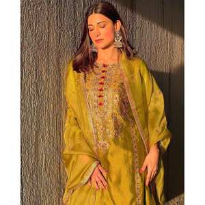 Conjunto superior e inferior de mujer de diseñador con Dupatta para ropa de fiesta - Product Image 4