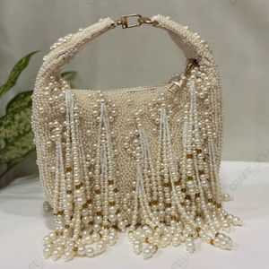 Bolso de mano nupcial mini con borlas de perlas de marfil, adornado a mano para recepción de bodas, con flecos de cuentas para mujer - Product Image 1