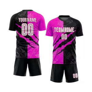 Conjunto de Camiseta de Fútbol Elástica Personalizada de Alta Calidad, Manga Corta, Cuello Redondo, Estampado Geométrico Sublimado, Absorbe la Humedad, 100% Poliéster - Product Image 6