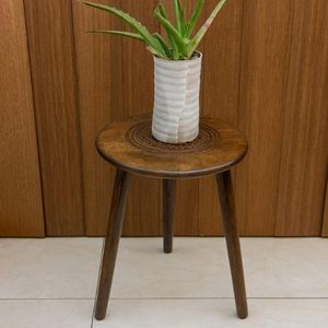Wooden Three <b>Legs</b> Round <b>Coffee</b> <b>Table</b> Side <b>Table</b> with Pillars Plant Holder Natural Wood End <b>Table</b> <b>for</b> Living Room - Product Image 2