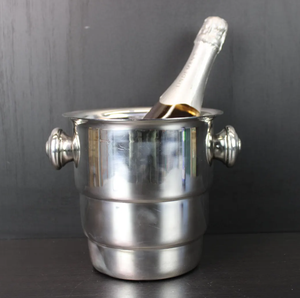 Seau à glace et refroidisseur à vin de qualité supérieure, grand modèle argenté, pour la vente en gros, avec logo, idéal pour le champagne et les articles de bar. - Product Image 2