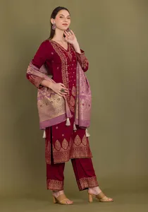 Safaa Winter aaliyah Premium Acrowool Tissu non coupé en acrowool tissé pour robes et ensembles en laine pour femmes avec étole, pour l'hiver - Product Image 3