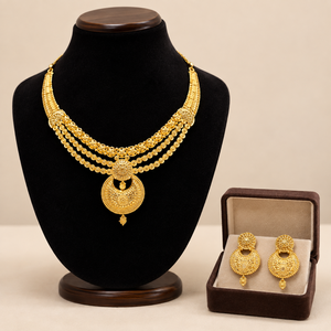 Joyería Étnica Nupcial India para Mujer |   Juego de collar chapado en oro de 24 quilates Jewel Space Royal Layered con aretes a juego para mujer - Product Image 1