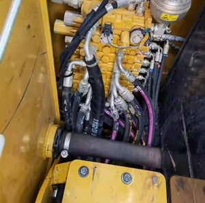 Excavatrice compacte Caterpillar 305.5 |   Équipement de construction fiable |   Prêt pour le travail - Product Image 6