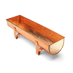 Jardinière rectangulaire en cuivre rustique avec finition martelée pour plantes d'intérieur, utilisation sur bureau - Product Image 3