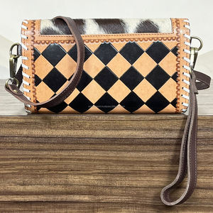 Wholesale Factory Direct Tooled Checkered Leather Crossbody Clutch Mini Bag for Women Custom Luxury Long Wallet Wristlet Purses - Product Image 5
