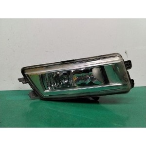Luz Antiniebla Derecha Usada para Passat 561941700B - Product Image 1