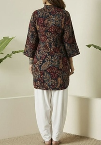 เสื้อคุर्ตาผู้หญิงแฟชั่นขายส่ง สไตล์ฤดูร้อน ทรงเข้ารูป กระชับรูปร่าง เหมาะสำหรับใส่ลำลอง คุณภาพดี แต่ดูดีมีระดับ - Product Image 5