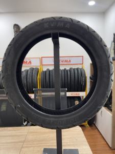 Pneu de scooter K207 Premium 10 12 14 pouces, haute adhérence, sans chambre à air, pour la conduite urbaine, avec une stabilité supérieure et une longue durée de vie - Product Image 5