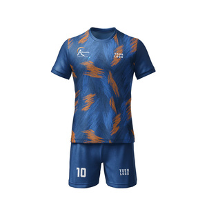 Uniforme de Fútbol Sublimado Personalizado, Poliéster 140-180 GSM, Conjunto Deportivo Impreso, Pantalones Cortos, Proveedor Mayorista OEM - Product Image 1