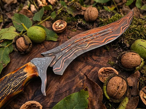 Couteau de chasse Bowie haut de gamme fait main en acier Damas cuivré, avec manche en bois de cerf et garde en cuivre, lame fixe de 10 pouces à pointe clip. - Product Image 4