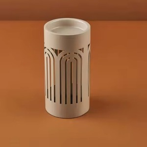Brûleur d'encens cylindrique en métal blanc crème tendance, motif arche découpé au laser, corps creux, diffuseur d'huiles essentielles, brûleur de Bakhoor - Product Image 1