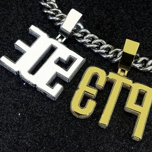 Colgante de Letra T-128 AMBER JEWELS, Chapado en Oro Sólido de 14K, Aleación de Zinc, Cristal, Diamantes de Imitación, Estilo Hip Hop, Unisex, Joyería IGI - Product Image 2