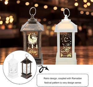 Farol Metálico Hecho a Mano para Decoración del Hogar, Aporta una Brisa Luminosa para Resaltar el Ambiente Interior y la Atmósfera Nocturna - Product Image 3