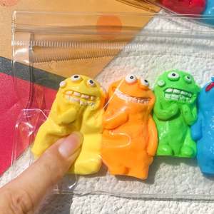 Juguete Sensorial Pequeño Personalizado con Forma de Monstruo Aromático, Hecho a Mano, con Diseño de Dibujos Animados, Divertido, para Regalos Navideños - Product Image 5
