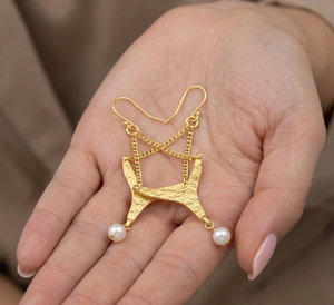 Pendientes Colgantes en Forma de Y Hechos a Mano con Latón Texturizado, Perlas Simuladas, Resistentes al Deslustre, Acabado Dorado de Poliuretano, Regalo para Mujer - Product Image 4