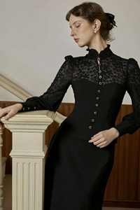 Jupe pour femme élégante et romantique en coton (extérieur) + dentelle extensible (intérieur) ATHENA Ensemble classique chemisier en dentelle et coton avec bordure en dentelle KS52 - Product Image 4