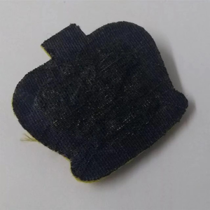 Badges en fil de broderie lavables, faits main, personnalisés, de couleur unie, de luxe, écologiques, sans nickel, sur mesure - Product Image 2