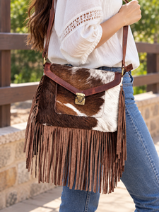 Nouvel Arrivage Sac à Main Bandoulière en Cuir de Vachette Style Western avec Franges, Sacs Bohèmes à Franges, Sacs Gypsy Designer à Franges en Fourrure - Product Image 1