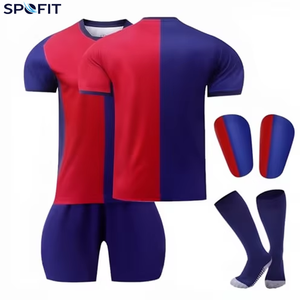 Uniformes de Fútbol Personalizados al por Mayor para Niños y Jóvenes, con Logotipo y Números Impresos, Manga Corta, 100% Poliéster, Secado Rápido - Product Image 1