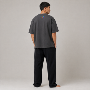 T-shirt ample tendance pour homme, coupe oversize, tissu confortable et design polyvalent, idéal pour le streetwear moderne. - Product Image 3