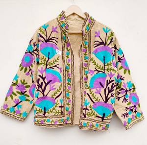 Chaqueta de Invierno Reversible con Bordado Suzani, Manga Larga, Ecológica, Talla Única, para Fiestas - Product Image 4