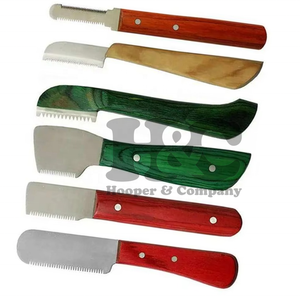 Ensemble de ciseaux et de brosses de toilettage pour animaux de compagnie, modernes et luxueux, en acier inoxydable durable et écologique, vente en gros - Product Image 4