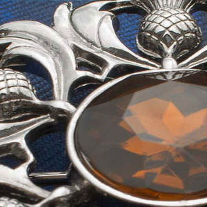 Broche de Estilo Celta Audaz con Diseño de Cardo Escocés Adornado con Joyas, Tradicional de las Tierras Altas 2026 - Product Image 6