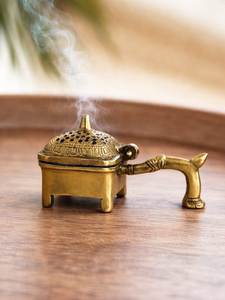Porte-encens en métal rustique pour la décoration de la maison de style farmhouse, le jardin, la méditation, le yoga et le bien-être spirituel - Product Image 1