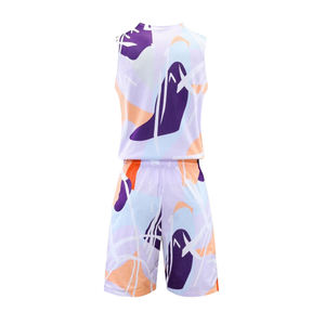 Tenues de basketball pour hommes aux couleurs vives, maillots audacieux, shorts assortis, logo d'équipe personnalisé, parfaites pour l'entraînement au basketball et les ligues. - Product Image 5